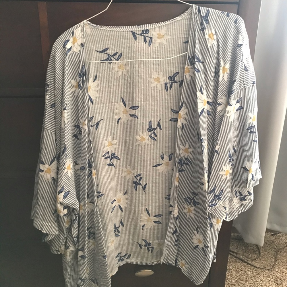 Daisy Print Kimono